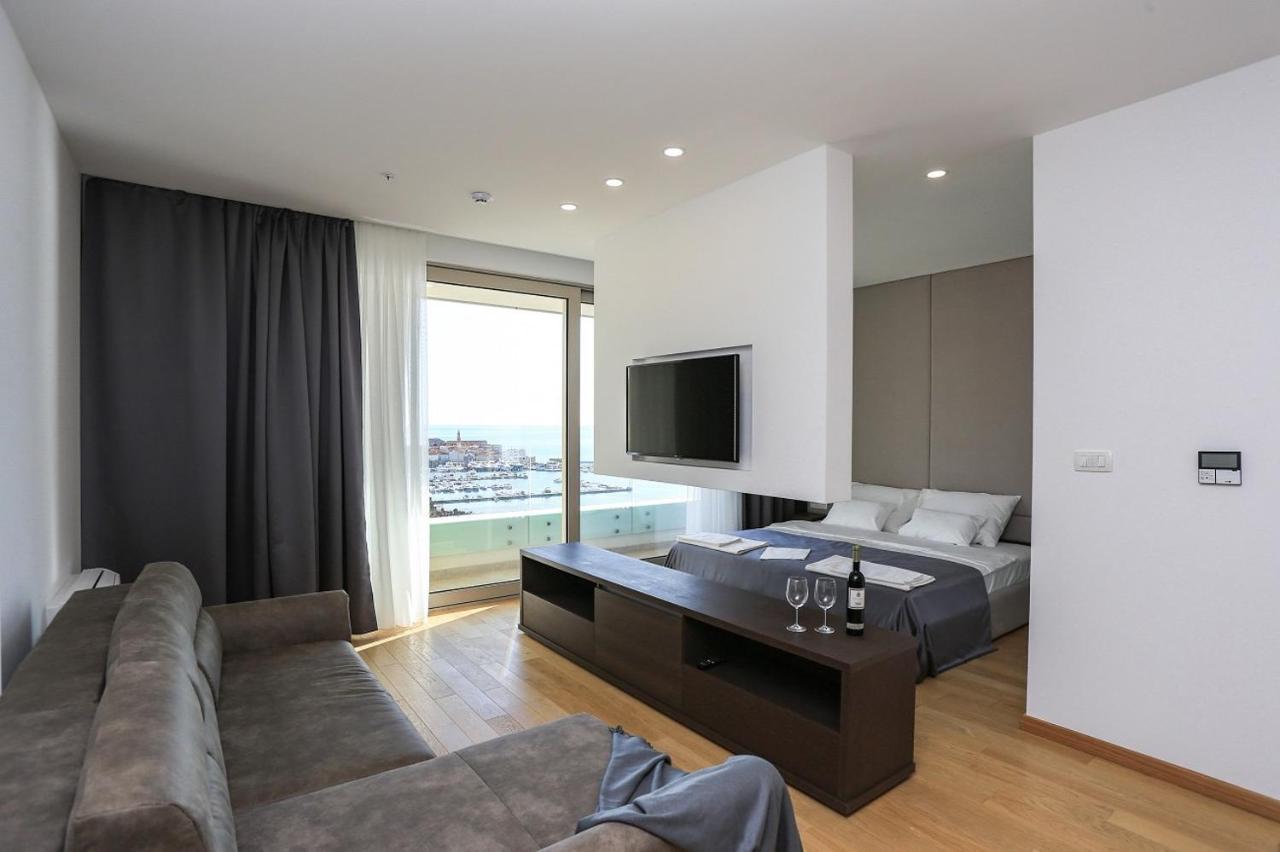 Apartments Lux Budva Exterior photo