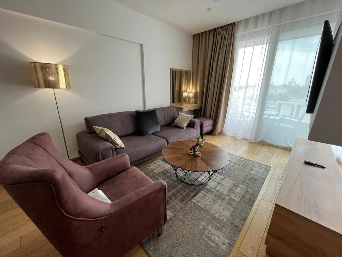 Apartments Lux Budva Exterior photo