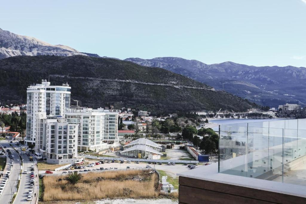 Apartments Lux Budva Exterior photo